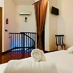 Sea Front House Апартаменты Бари