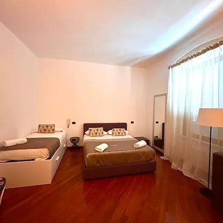 Daire Sea Front House *