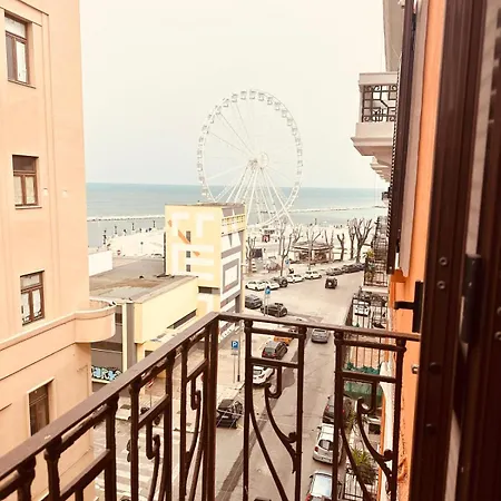 Sea Front House * בארי