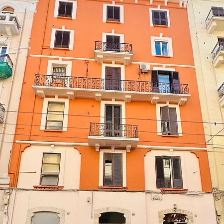 Apartment Sea Front House Bari